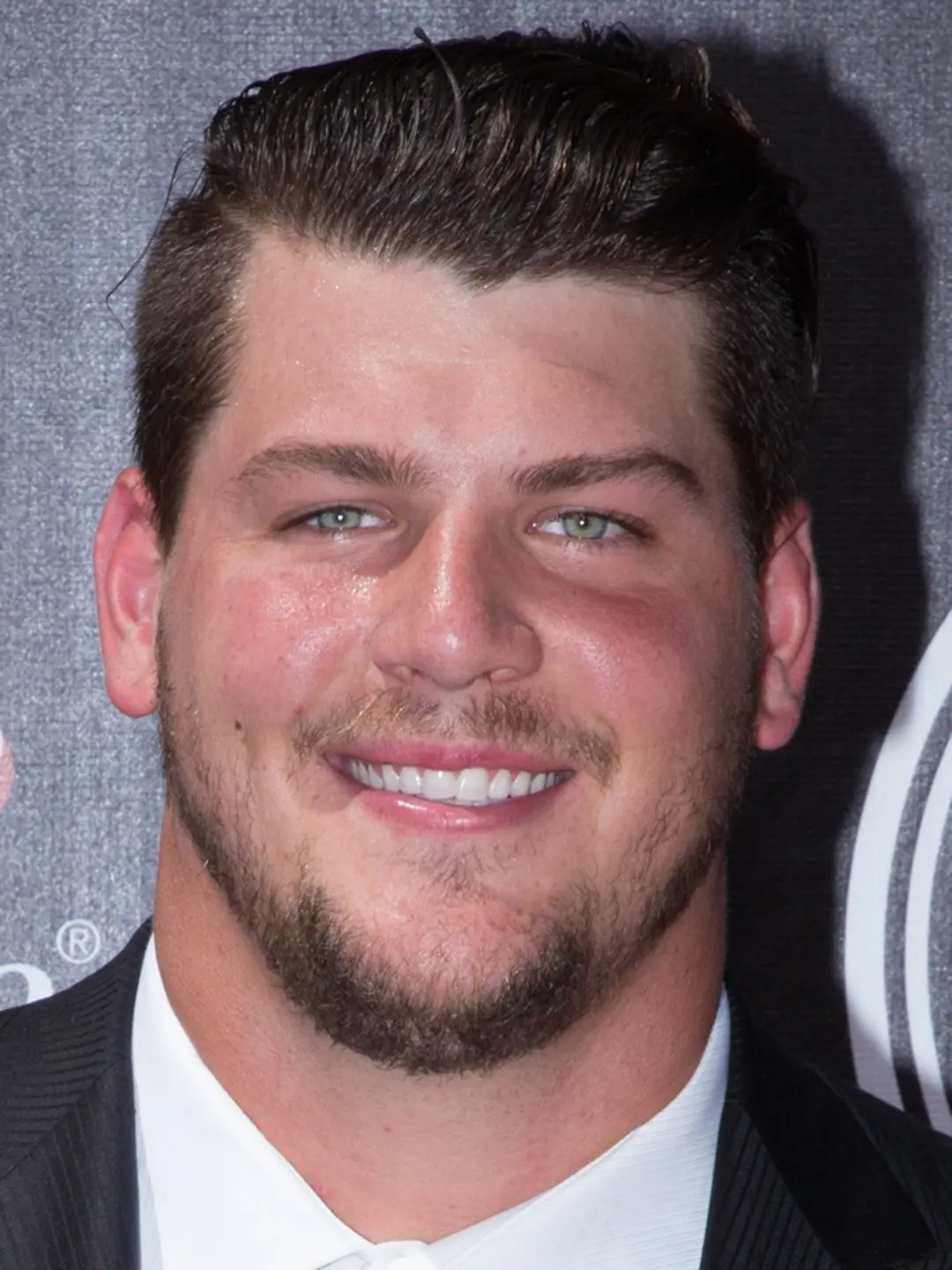 Taylor Lewan: A Dual Story of Athleticism and Philanthropy