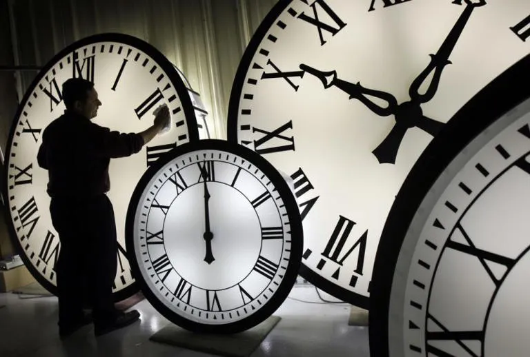 did the clocks change today — GB news
