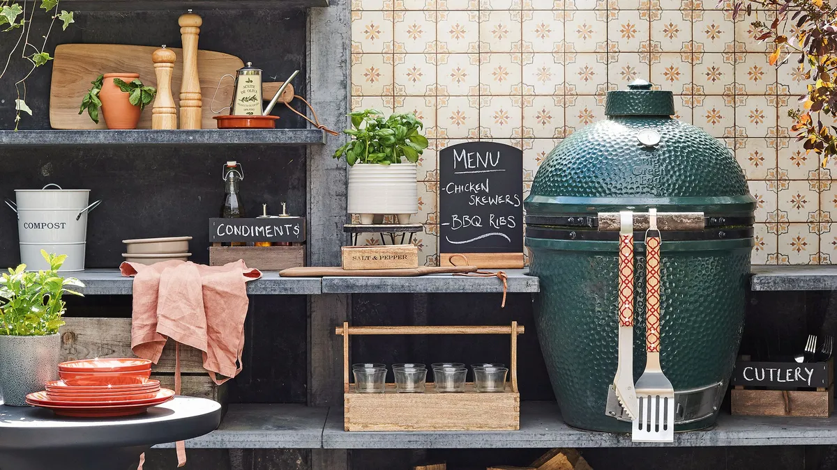 lidl medium ceramic egg grill — GB news